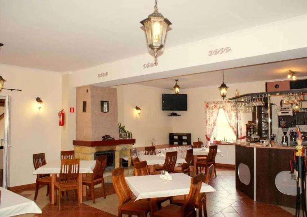 Wilimy Siedlisko Pod Debem酒店 外观 照片